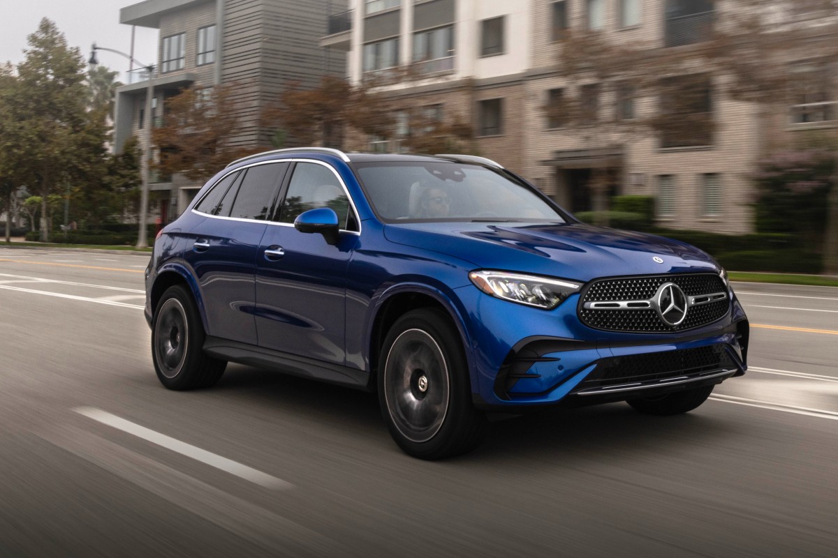 Mercedes-Benz GLC 350e 2025: La Fusión Perfecta de Lujo y Potencia Híbrida