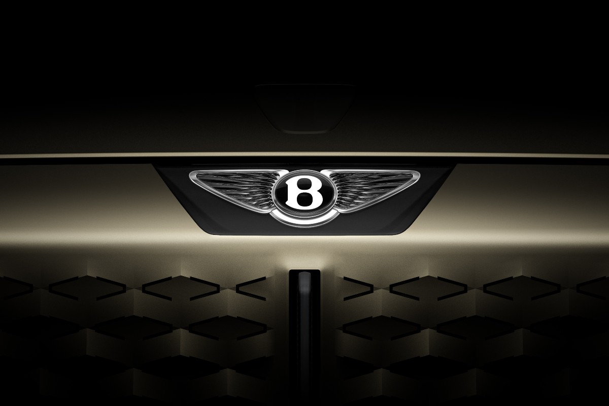 La Evolución del Logotipo: Bentley Modifica su Icónico 'Winged B' por Quinta Véz